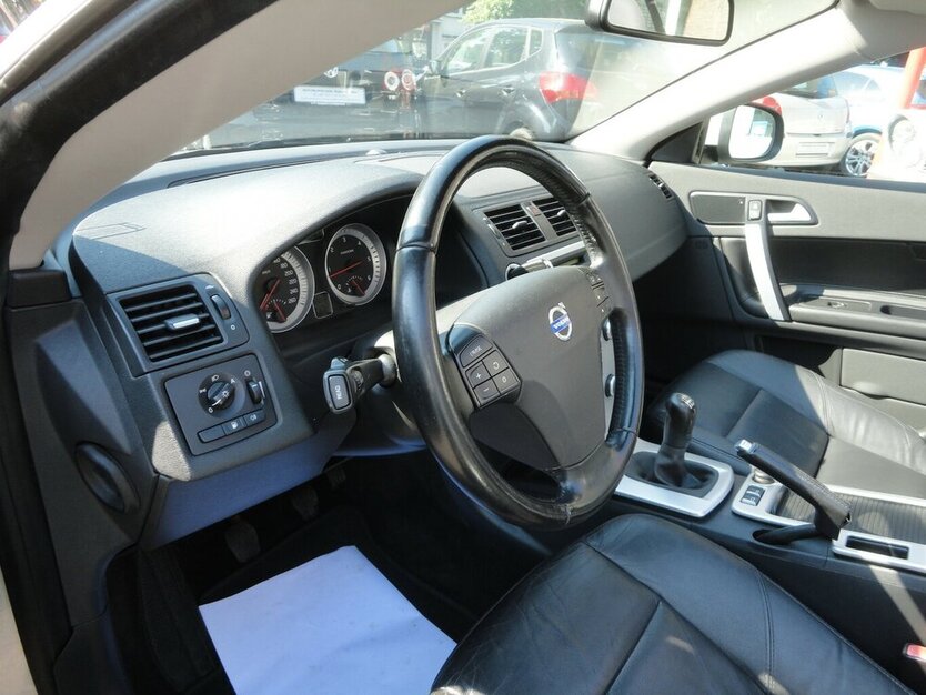 Volvo C70 2,0 D/130 KW 1.Hand Leder+Xenon+Klima Top 151.550 km 12.700 € Neuss 41462