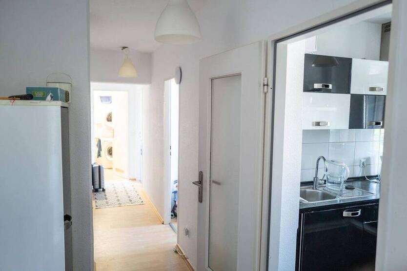 Attraktive Eigentumswohnung mit Aufzug und 2 Tiefgaragenplätzen - ruhig und citynah in Brühl