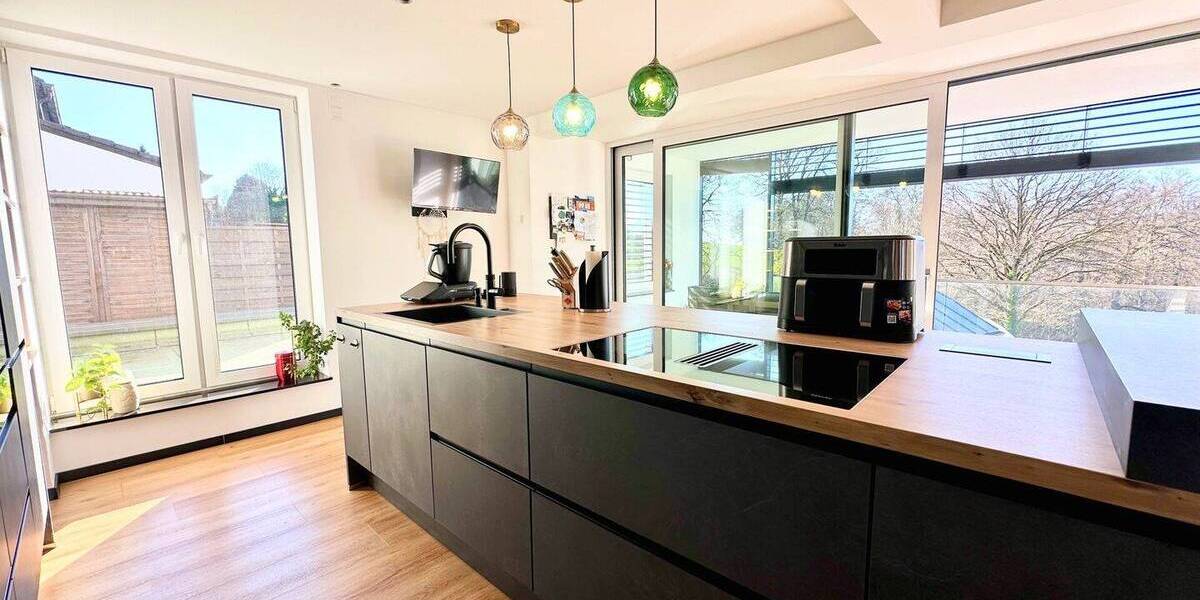 Einfamilienhaus Solingen / Wald Wald - 8 Zimmer, 323 m&sup2;, 1.190.000&euro; | Angebot:26043666