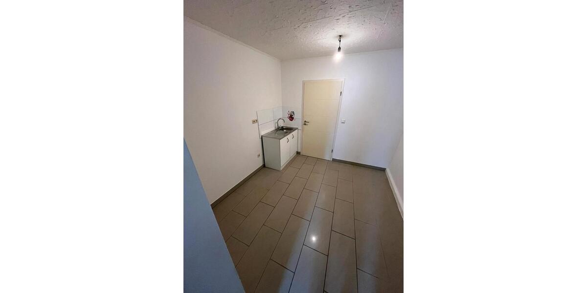 Erdgeschoßwohnung Köln Chorweiler - 1.5 Zimmer, 27 m&sup2;, 738&euro; | Angebot:26327020