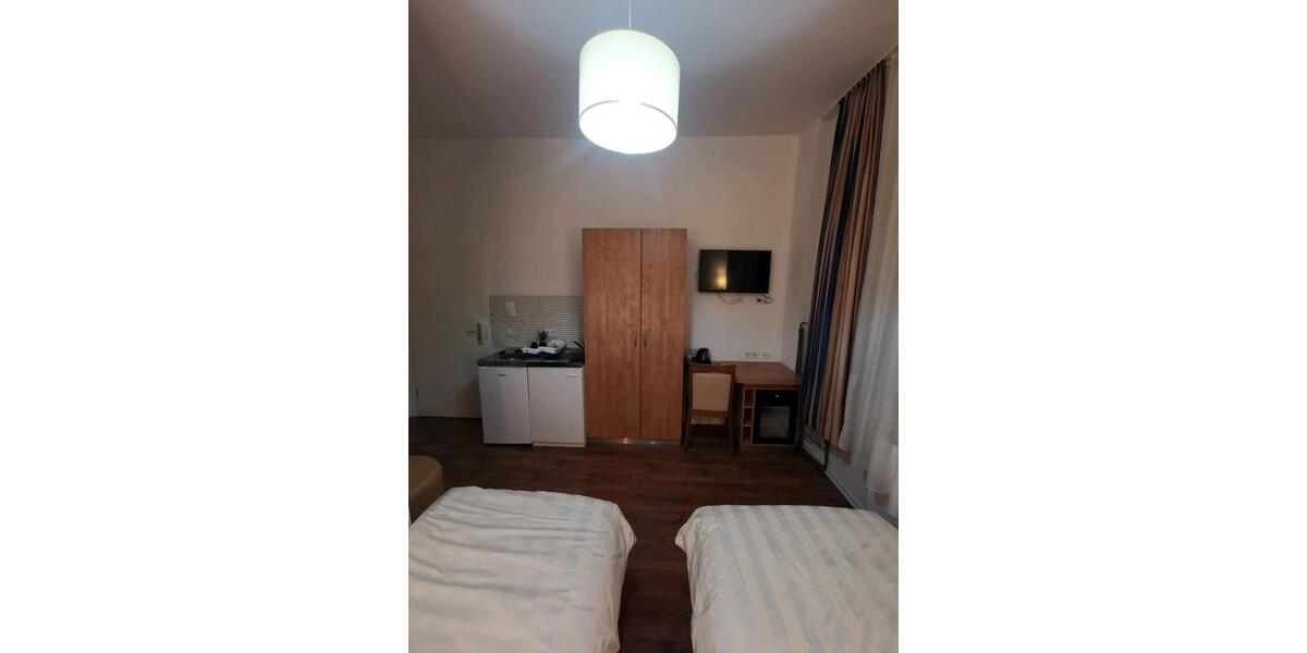 Etagenwohnung Dormagen Hackenbroich - 1 Zimmer, 20 m&sup2;, 700&euro; | Angebot:26302945