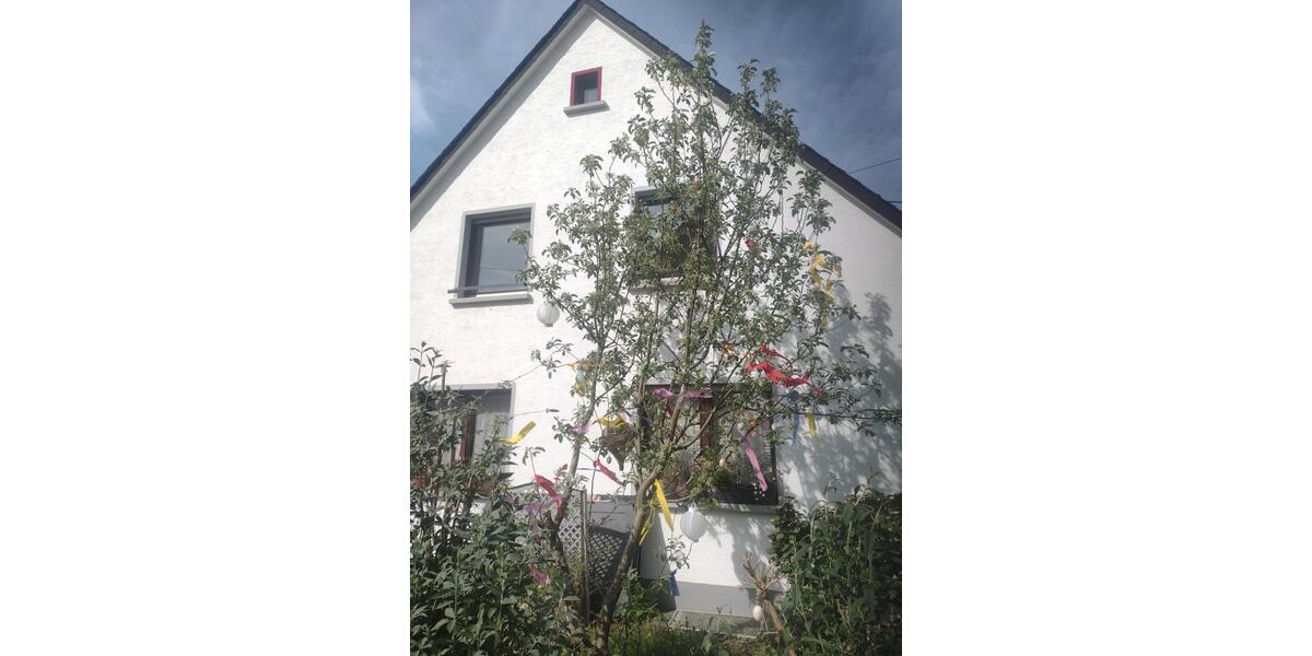 Etagenwohnung Bonn Küdinghoven - 3 Zimmer, 92 m&sup2;, 990&euro; | Angebot:26406718