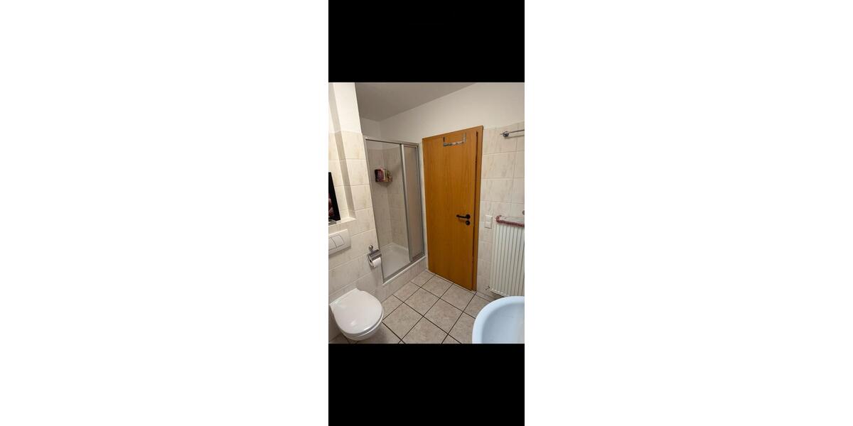 Hochparterre Solingen Aufderhöhe - 2 Zimmer, 70 m&sup2;, 950&euro; | Angebot:25433316