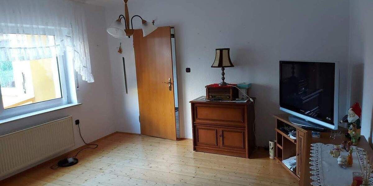 Doppelhaushälfte Bornheim - 7 Zimmer, 162 m&sup2;, 328.000&euro; | Angebot:26686407