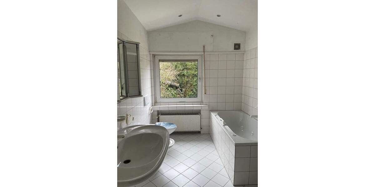 Mehrfamilienhaus, Wohnhaus Erftstadt Bliesheim - 7 Zimmer, 660.000&euro; | Angebot:25177997