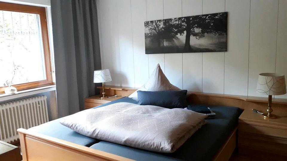Von PRIVAT! Hell, ruhig, gepflegt, 4ZKDB, WC, SW-Balkon, 85qm!