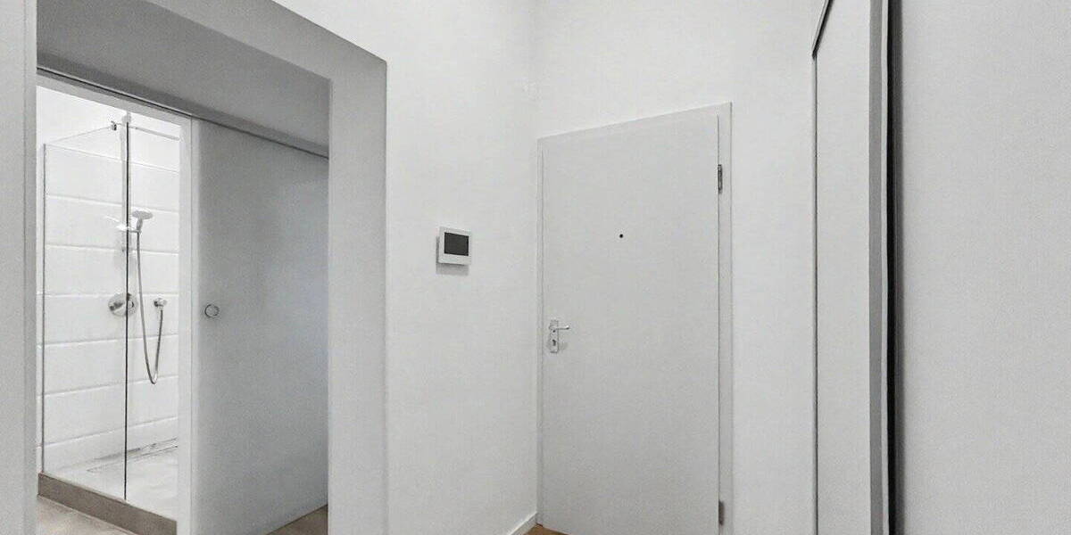 Etagenwohnung Köln Altstadt-Nord - 2 Zimmer, 40 m&sup2;, 1.370&euro; | Angebot:26471581