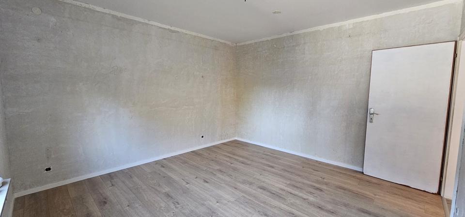 Etagenwohnung Wermelskirchen - 3 Zimmer, 80 m&sup2;, 900&euro; | Angebot:27598686
