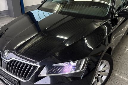 Skoda Superb 189.447 km 14.590 &euro; Köln 50829