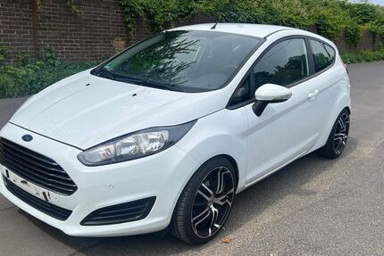 Ford Fiesta 217.000 km 2.999 &euro; Köln 50739