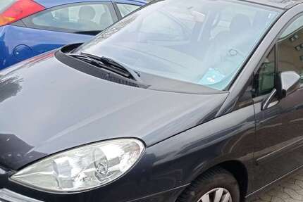 Peugeot 807