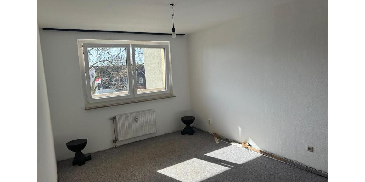 Etagenwohnung Bergisch Gladbach Gronau - 2 Zimmer, 71 m&sup2;, 185.000&euro; | Angebot:25591052