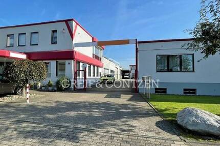 Lagerhalle und Freifläche im Kölner Norden | Greif & Contzen zimmer