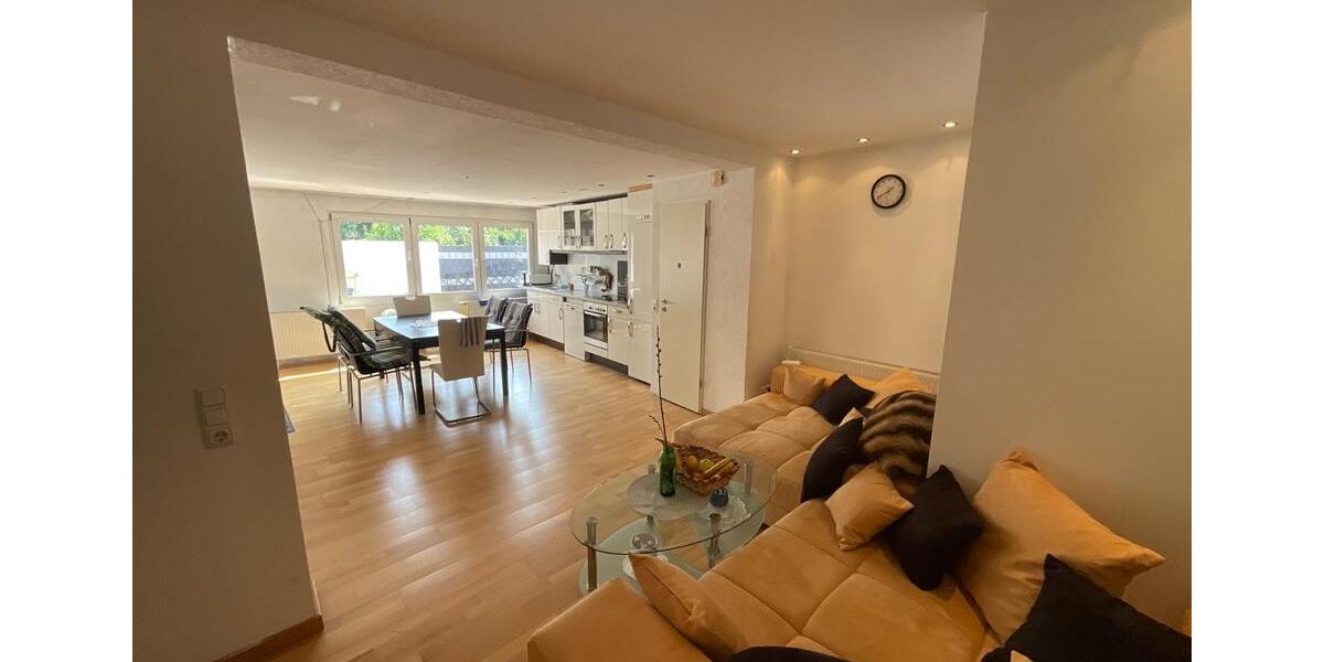 Einfamilienhaus Köln Mülheim - 12 Zimmer, 270 m&sup2;, 740.000&euro; | Angebot:27142608