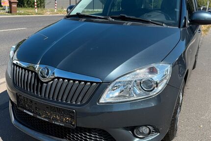 Skoda Fabia 54.755 km 7.490 &euro; Bornheim 53332