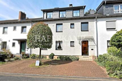 Zweifamilienhaus mit EinliegerWohnung und Blick ins Grüne