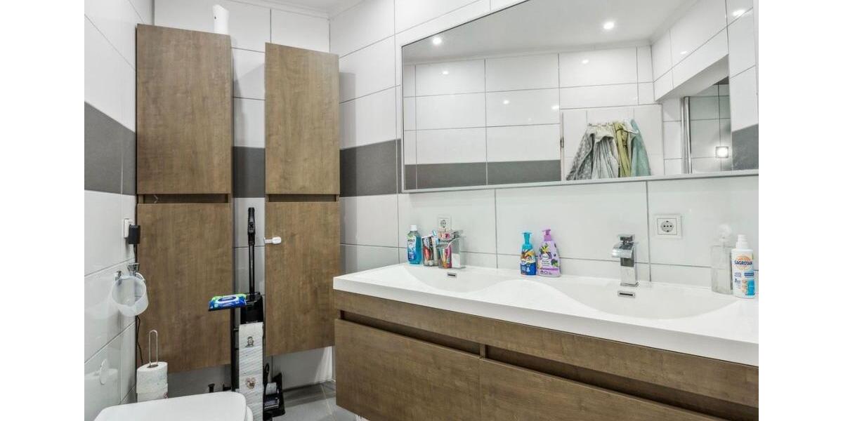 Mehrfamilienhaus, Wohnhaus Troisdorf Altenrath - 9 Zimmer, 200 m&sup2;, 549.000&euro; | Angebot:25404445