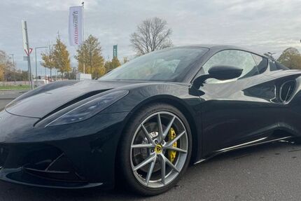 Lotus Emira 4.500 km 86.980 &euro; Köln 50829