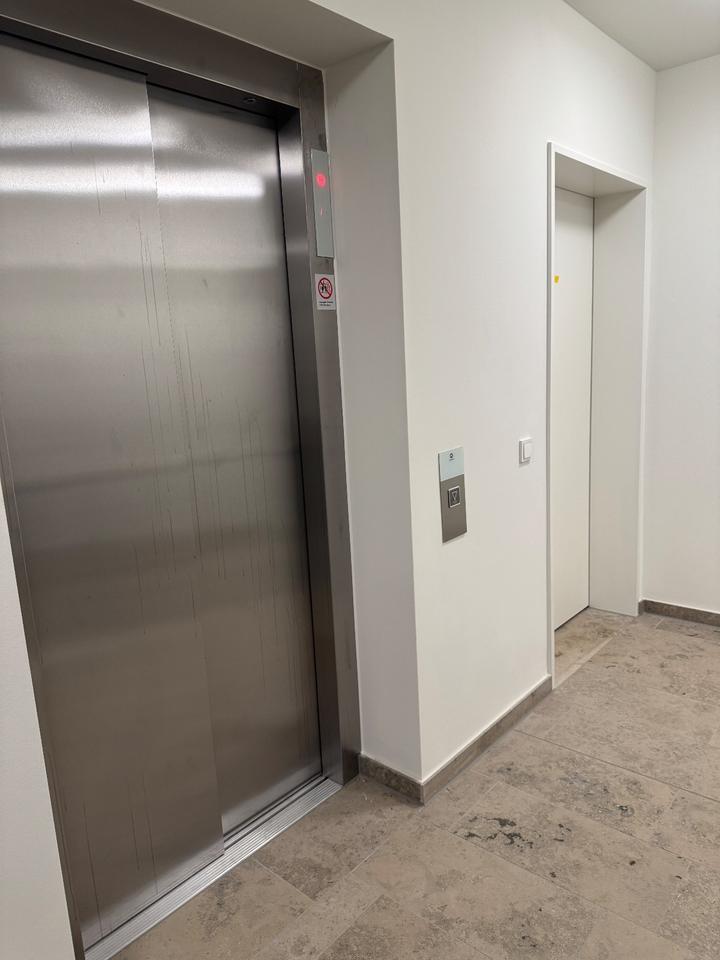 Exklusive teilmöblierte 2-Zimmer Neubauwohnung - 150m zum Rhein zimmer