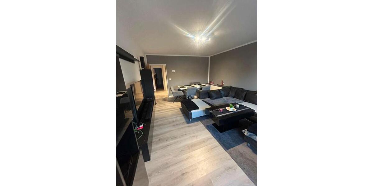 Etagenwohnung Wermelskirchen - 3 Zimmer, 79 m&sup2;, 210.000&euro; | Angebot:26679309