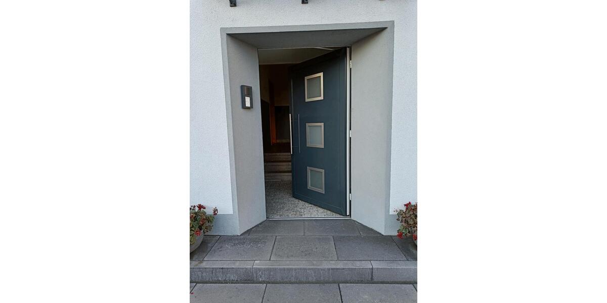 Erdgeschoßwohnung Solingen Mitte - 2 Zimmer, 45 m&sup2;, 570&euro; | Angebot:25343073