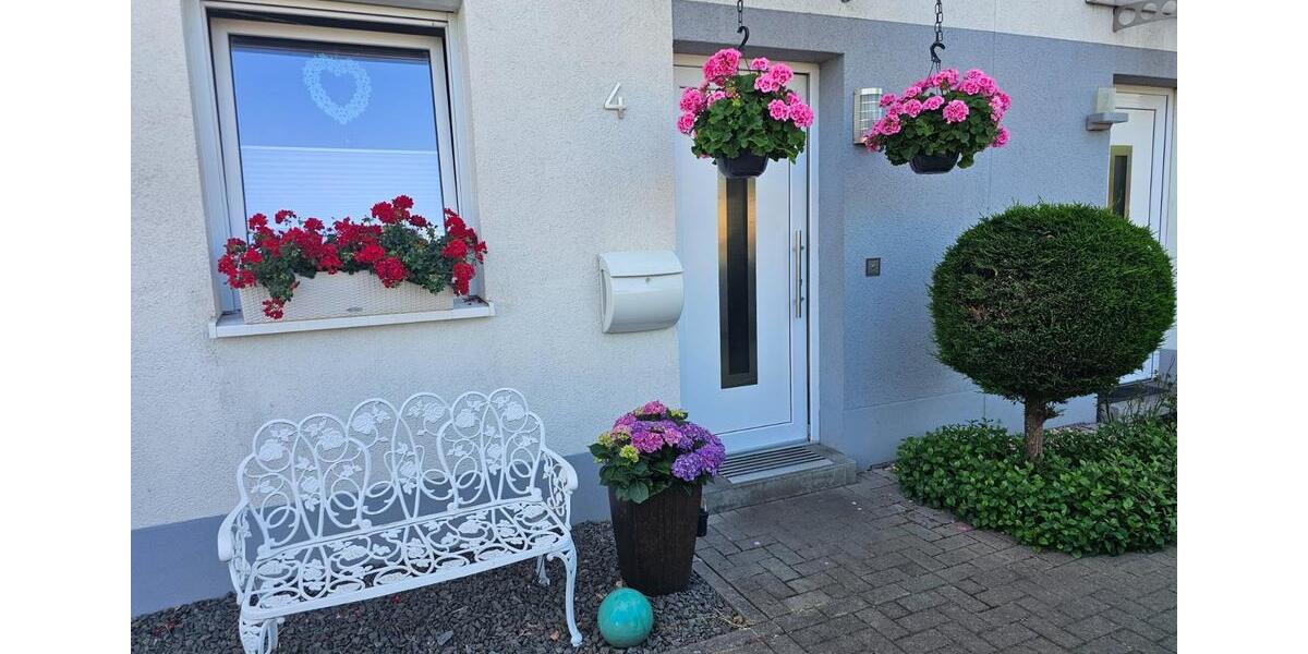 Haus in WEG || zentrale Lage in Pulheim-City (provisionsfrei) 6 zimmer