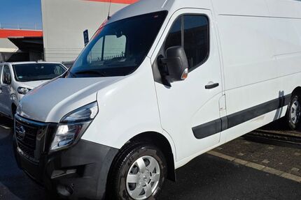 Nissan Interstar 109.990 km 12.995 &euro; HILDEN 40724