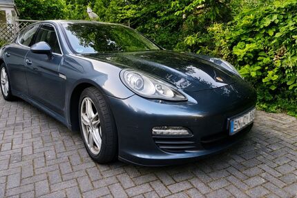 Porsche Panamera 198.000 km 21.999 &euro; Bonn 53111