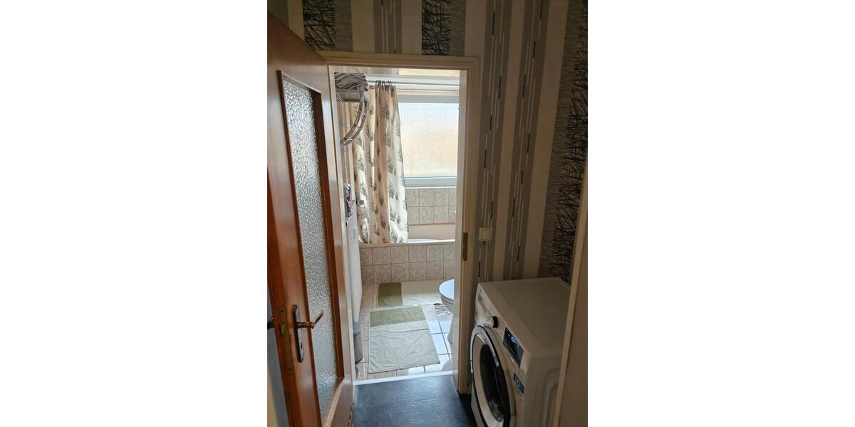 Etagenwohnung Köln Nippes - 4 Zimmer, 90 m&sup2;, 390.000&euro; | Angebot:26957561