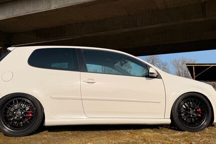VW Golf 135.000 km 7.399 &euro; Bergisch Gladbach 51427