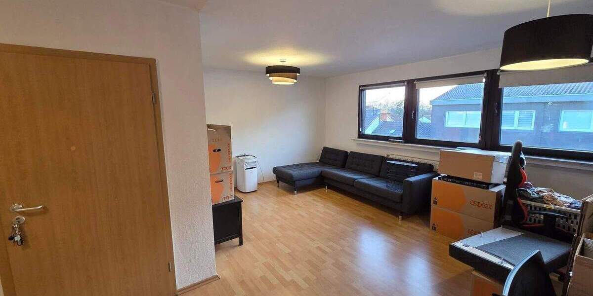 Etagenwohnung Siegburg Dreesch - 3 Zimmer, 67 m&sup2;, 630&euro; | Angebot:25355796