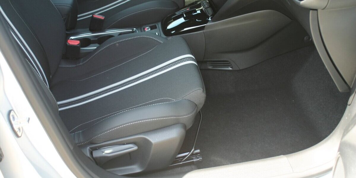 Opel Corsa GS 48V MHEV|Voll-LED|Toter-Winkel|Kamera 1.950 km 21.950 &euro; Wermelskirchen 42929