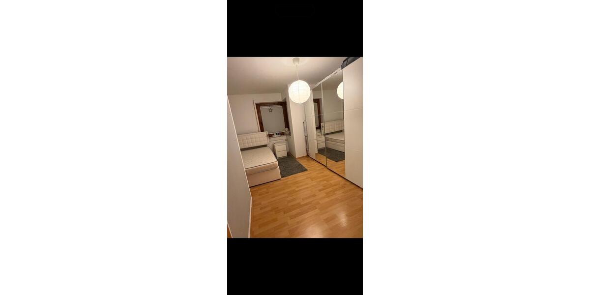 Hochparterre Solingen Aufderhöhe - 2 Zimmer, 70 m&sup2;, 950&euro; | Angebot:25433316