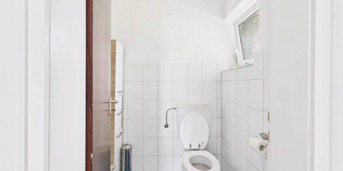 Etagenwohnung Köln Pesch - 4 Zimmer, 92 m&sup2;, 260.000&euro; | Angebot:26868717