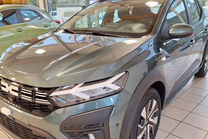 Dacia Sandero 3.000 km 18.490 &euro; Overath 51491