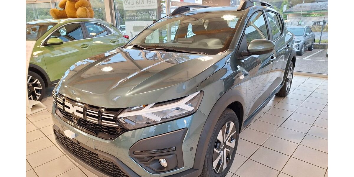 Dacia Sandero 3.000 km 18.490 &euro; Overath 51491