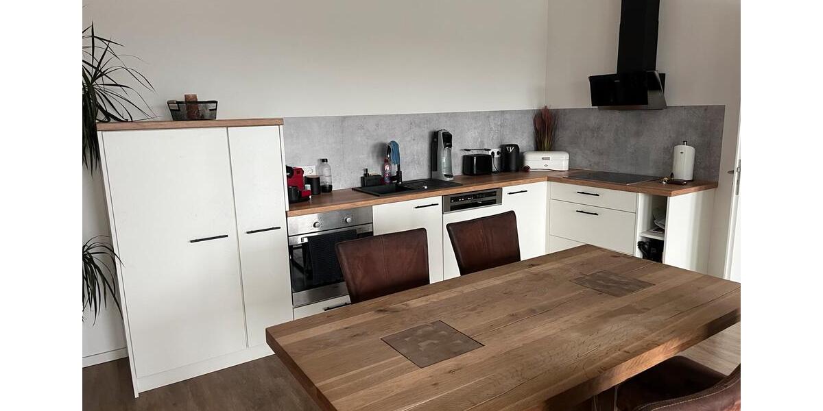 Etagenwohnung Wermelskirchen - 3 Zimmer, 90 m&sup2;, 1.300&euro; | Angebot:27605582