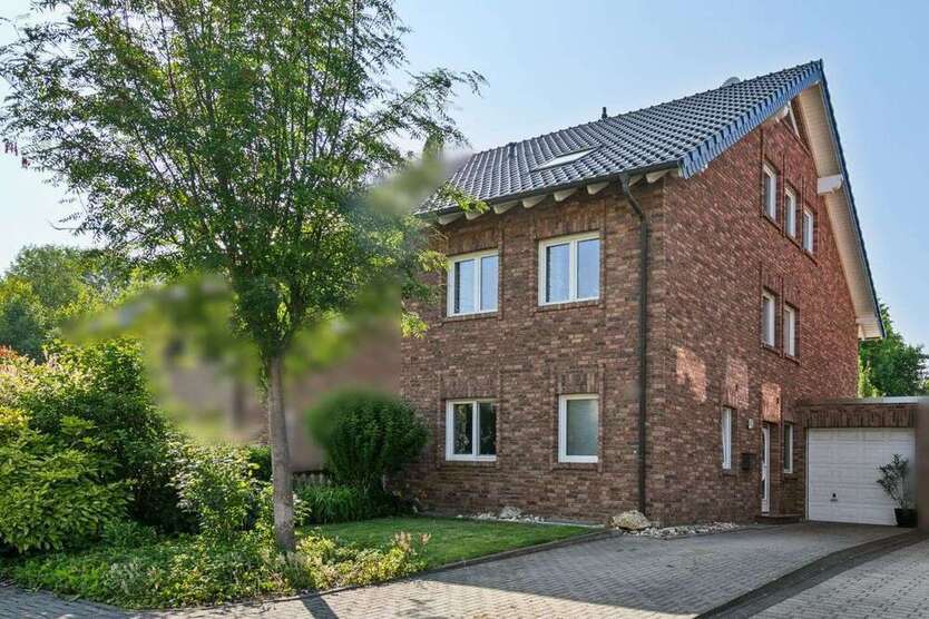 Haus zum Kaufen in Hürth 699.000 € 155 m²