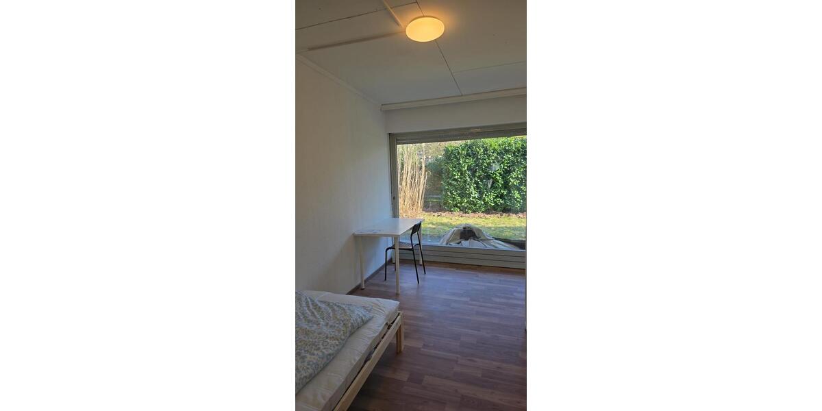 Große Monteurunterkunft – 13 Zimmer – 13 zimmer