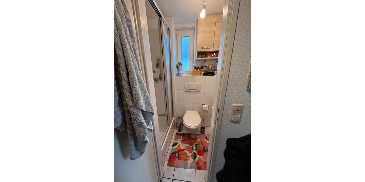 Etagenwohnung Köln Rodenkirchen - 1 Zimmer, 23 m&sup2;, 615&euro; | Angebot:26638408