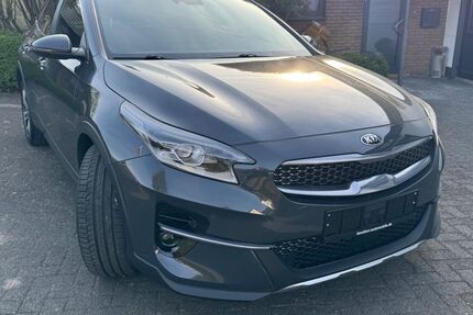 Kia XCeed 55.000 km 20.990 € Solingen 42699
