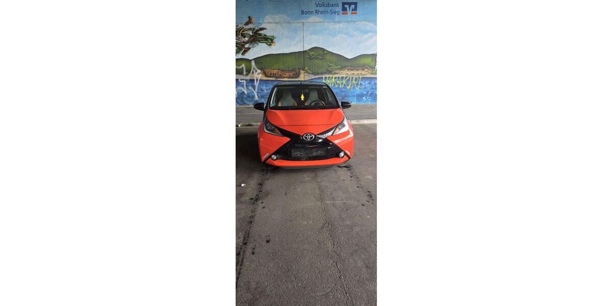 Toyota Aygo (X) 76.000 km 6.000 &euro; Bonn 53227