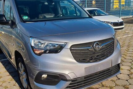Opel Combo Life 181.990 km 11.876 &euro; Solingen 42697