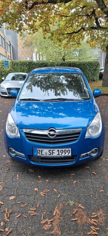 Opel Agila 170.000 km 4.700 € Köln 51147