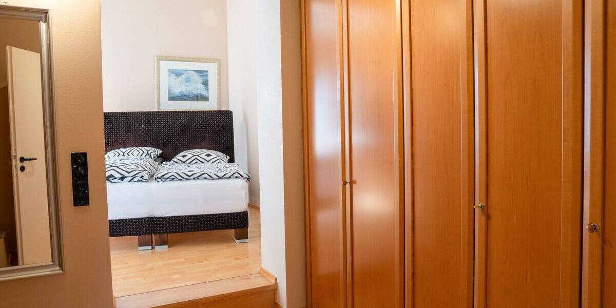 Einfamilienhaus Leverkusen Opladen - 8 Zimmer, 280 m&sup2;, 989.000&euro; | Angebot:26189026