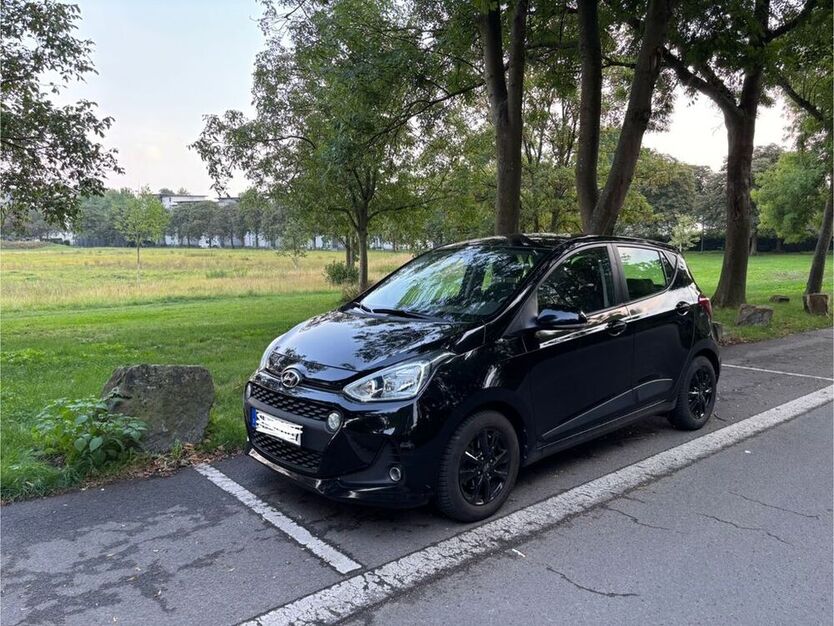 i10