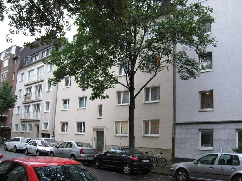 Düsseltal 3-ZiKüDiBad Balkon mit Küche möbliert 3 zimmer