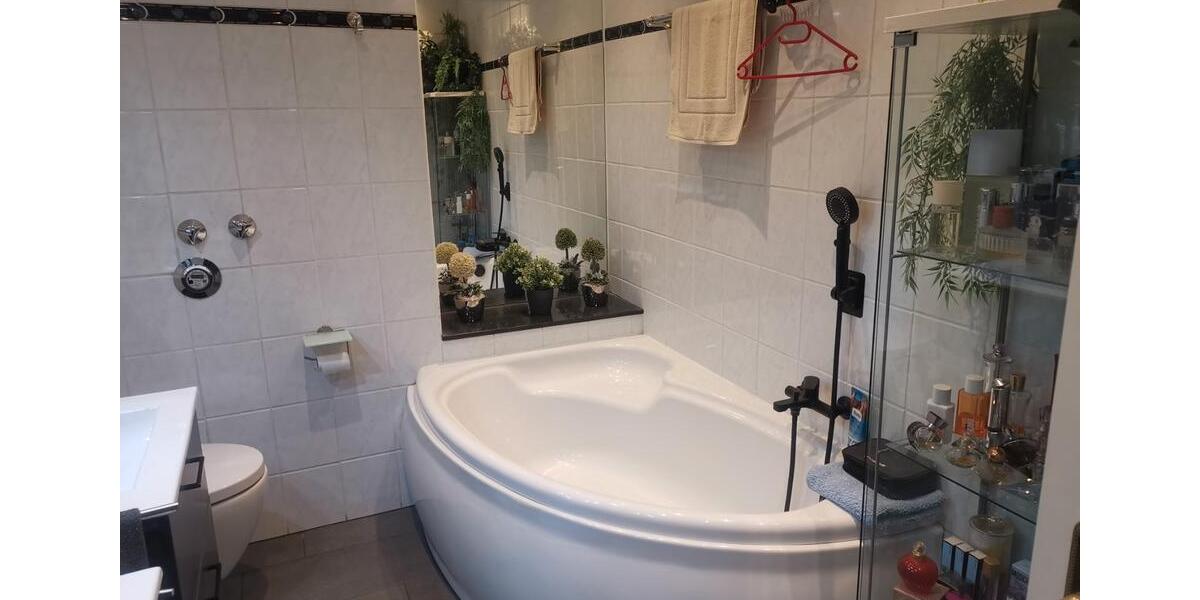 Etagenwohnung Köln Lindenthal - 3 Zimmer, 99 m&sup2;, 360.000&euro; | Angebot:27134345