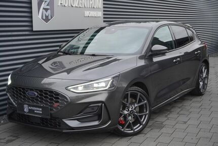 Ford Focus 23.000 km 30.990 &euro; Monheim am Rhein 40789