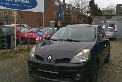 Renault Clio 136.831 km 2.950 € Leverkusen 51377